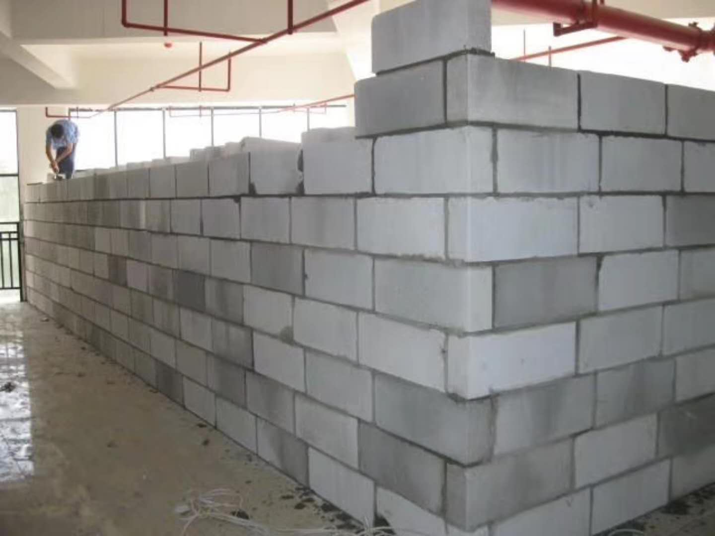 云城蒸压加气混凝土砌块承重墙静力和抗震性能的研究